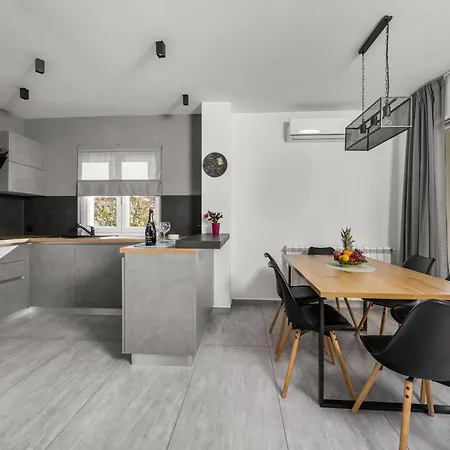 Vista Apartment
